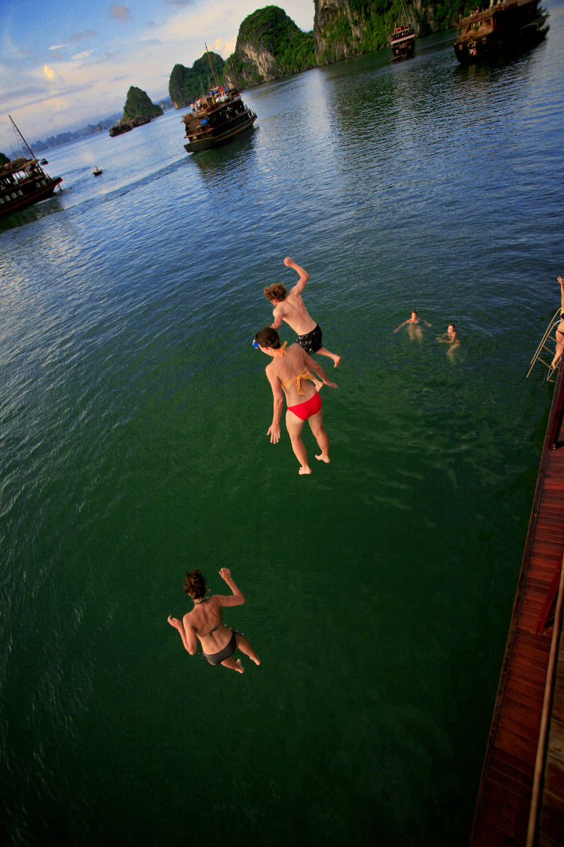 halong bay vietnam